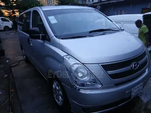 Hyundai H1 2008 Silver