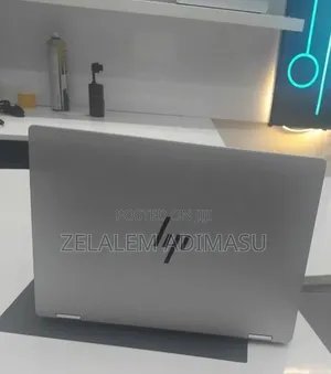 New Laptop HP OmniBook X Flip 14" 16GB Intel Core Ultra 7 SSD 1T