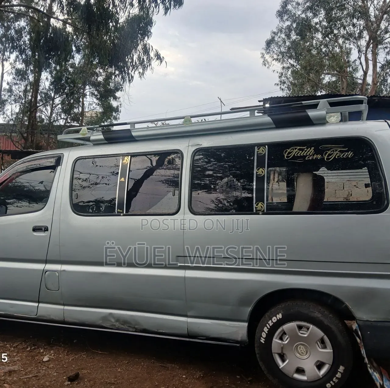 Toyota Hilux 1998 Silver