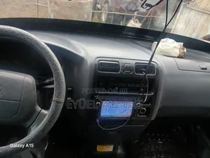 Toyota Hilux 1998 Silver