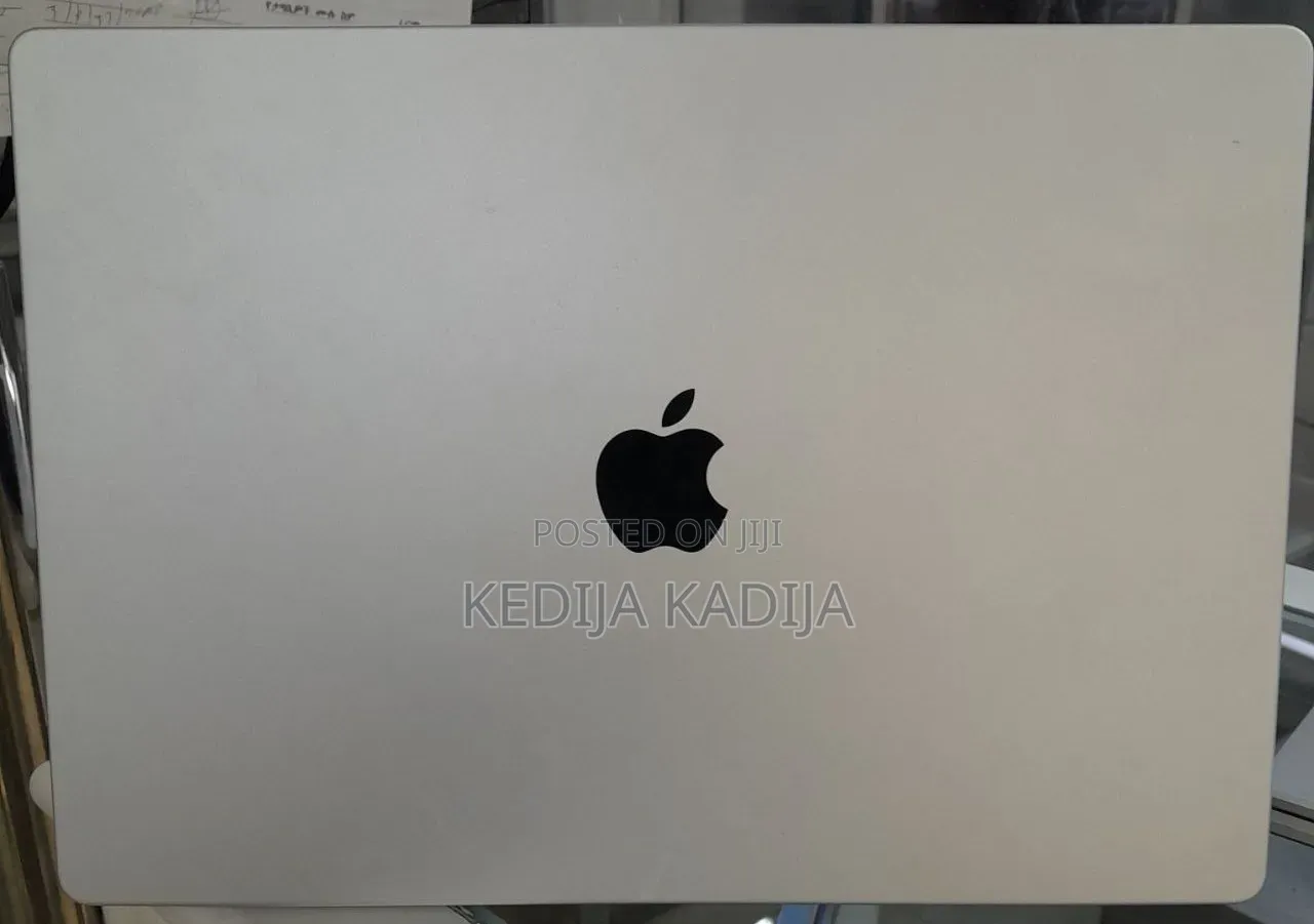 New Laptop Apple MacBook Pro 2021 M1 32GB Apple M1 Pro SSD 1T