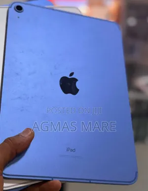 New Apple iPad 9.7 64 GB