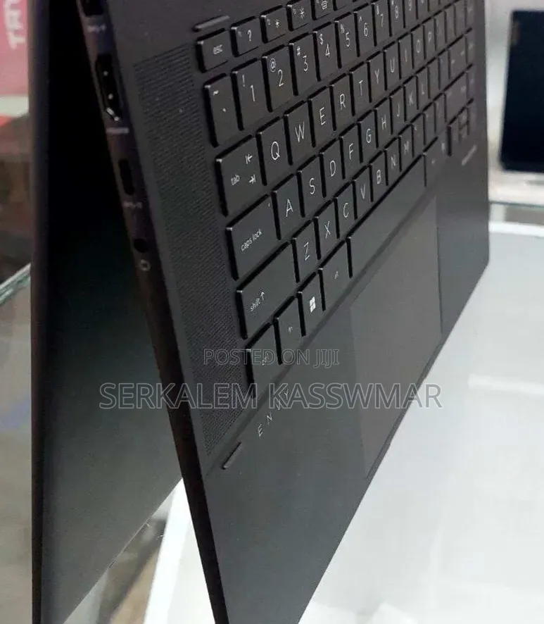 New Laptop Lenovo ThinkPad X1 Yoga 32GB Intel Core i7 SSD 512GB