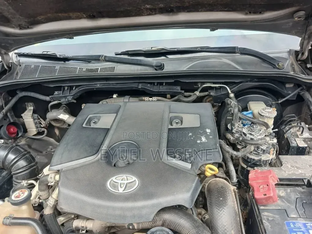 Toyota Hilux 2019 Gray