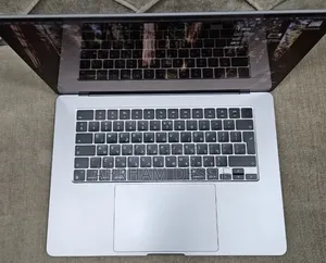 New Laptop Apple MacBook Air 2024 M3 8GB Apple M3 SSD 512GB