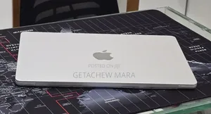 New Laptop Apple MacBook Air 2024 M3 16GB Apple M3 SSD 256GB