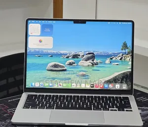 New Laptop Apple MacBook Air 2024 M3 16GB Apple M3 SSD 256GB