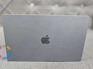 New Laptop Apple MacBook Air 2024 M3 8GB Apple M3 SSD 512GB
