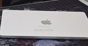 New Laptop Apple MacBook Air 2024 M3 16GB Apple M3 SSD 256GB