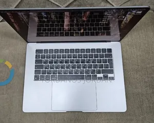New Laptop Apple MacBook Air 2024 M3 8GB Apple M3 SSD 512GB