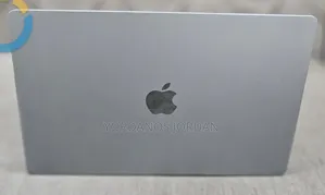 New Laptop Apple MacBook Air 2024 M3 8GB Apple M3 SSD 512GB