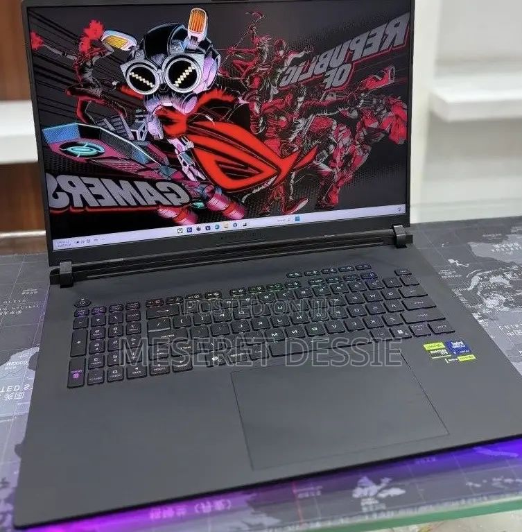 New Laptop Asus ROG Strix G18 32GB Intel Core Ultra 9 SSD 2T