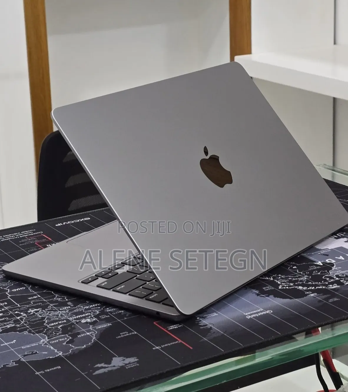 New Laptop Apple MacBook Air 2022 M2 16GB Apple M2 SSD 256GB