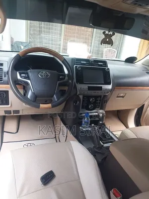 Toyota Land Cruiser Prado 2018 Blue