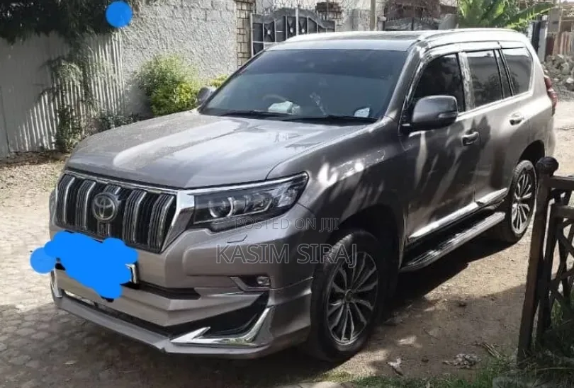 Toyota Land Cruiser Prado 2018 Blue