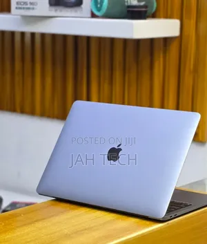 New Laptop Apple MacBook Air 2020 M1 16GB Apple M1 SSD 256GB