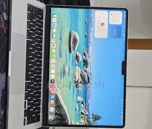 New Laptop Apple MacBook Air 2024 M3 16GB Apple M3 SSD 256GB