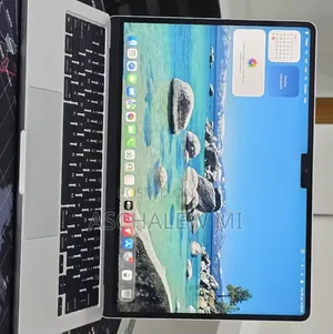 New Laptop Apple MacBook Air 2024 M3 16GB Apple M3 SSD 256GB