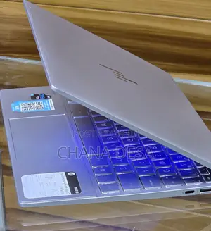 New Laptop HP Envy 14 8GB Intel Core i5 SSD 256GB