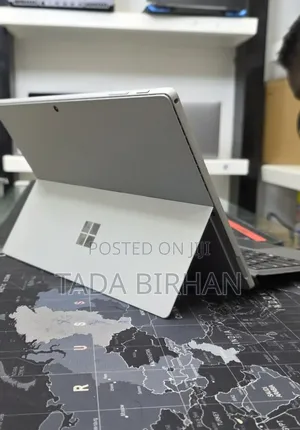 New Laptop Microsoft Surface 16GB Intel Core i7 SSD 512GB