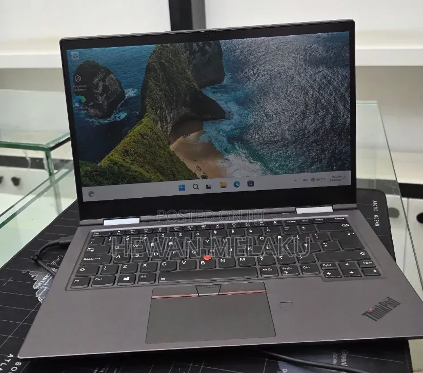 New Laptop Lenovo ThinkPad X1 Yoga 16GB Intel Core i7 SSD 512GB