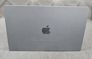 New Laptop Apple MacBook Air 2024 M3 8GB Apple M3 SSD 512GB