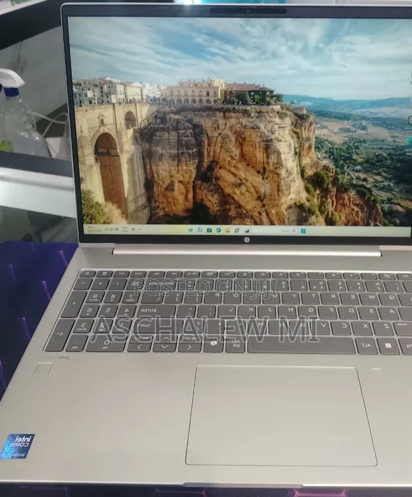 New Laptop HP EliteBook 640 G11 16GB Intel Core Ultra 7 SSD 1T