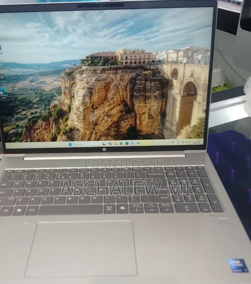 New Laptop HP EliteBook 640 G11 16GB Intel Core Ultra 7 SSD 1T
