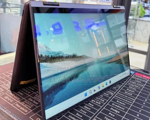 New Laptop Lenovo Yoga 7i 16GB Intel Core Ultra 7 SSD 512GB