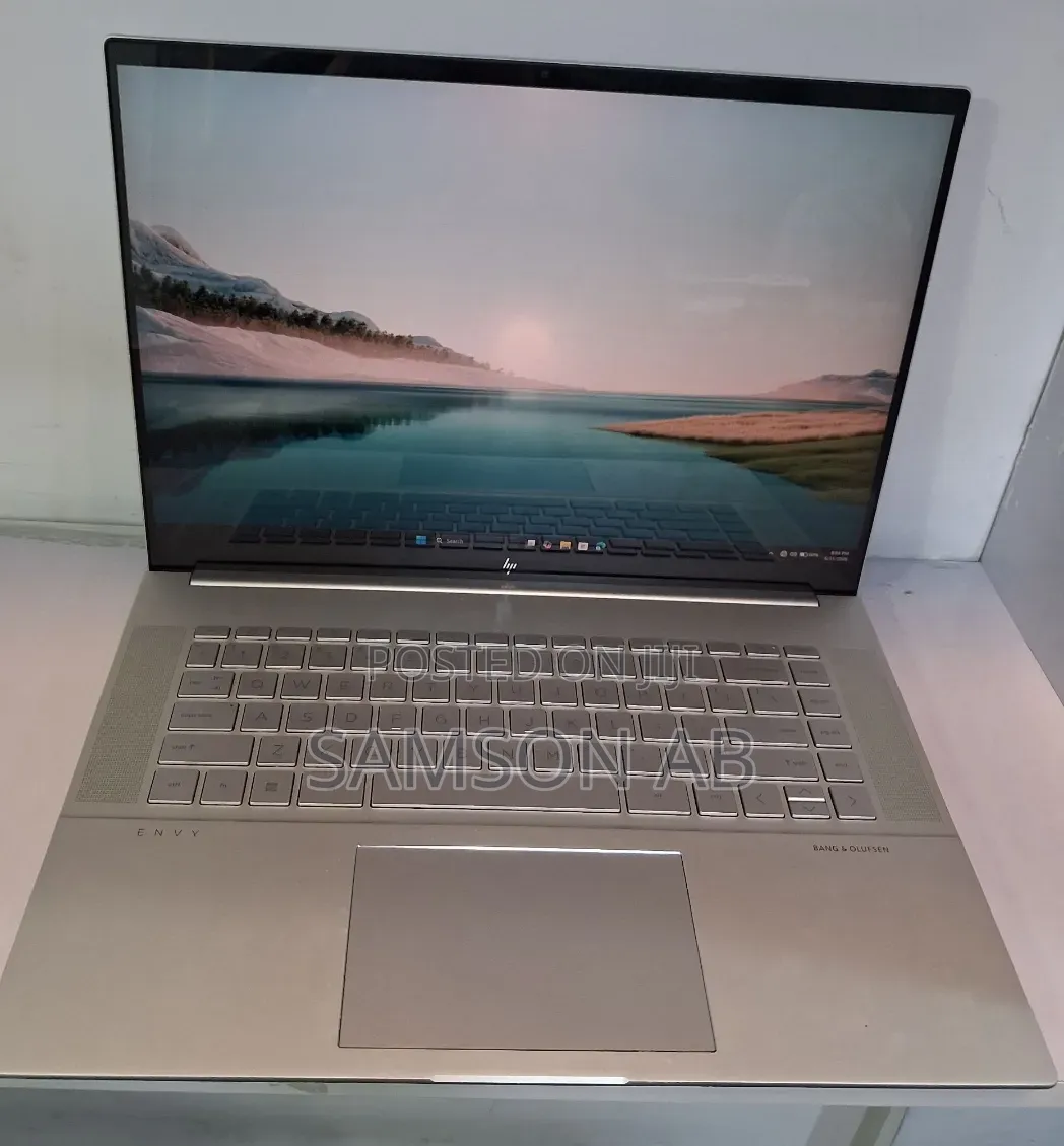 New Laptop HP Envy 15 16GB Intel Core i9 SSD 1T
