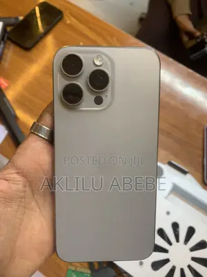 Apple iPhone 15 Pro Max 256 GB Gray