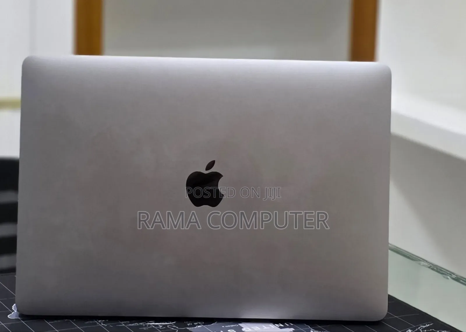 New Laptop Apple MacBook Pro 2017 16GB Intel Core i5 SSD 512GB