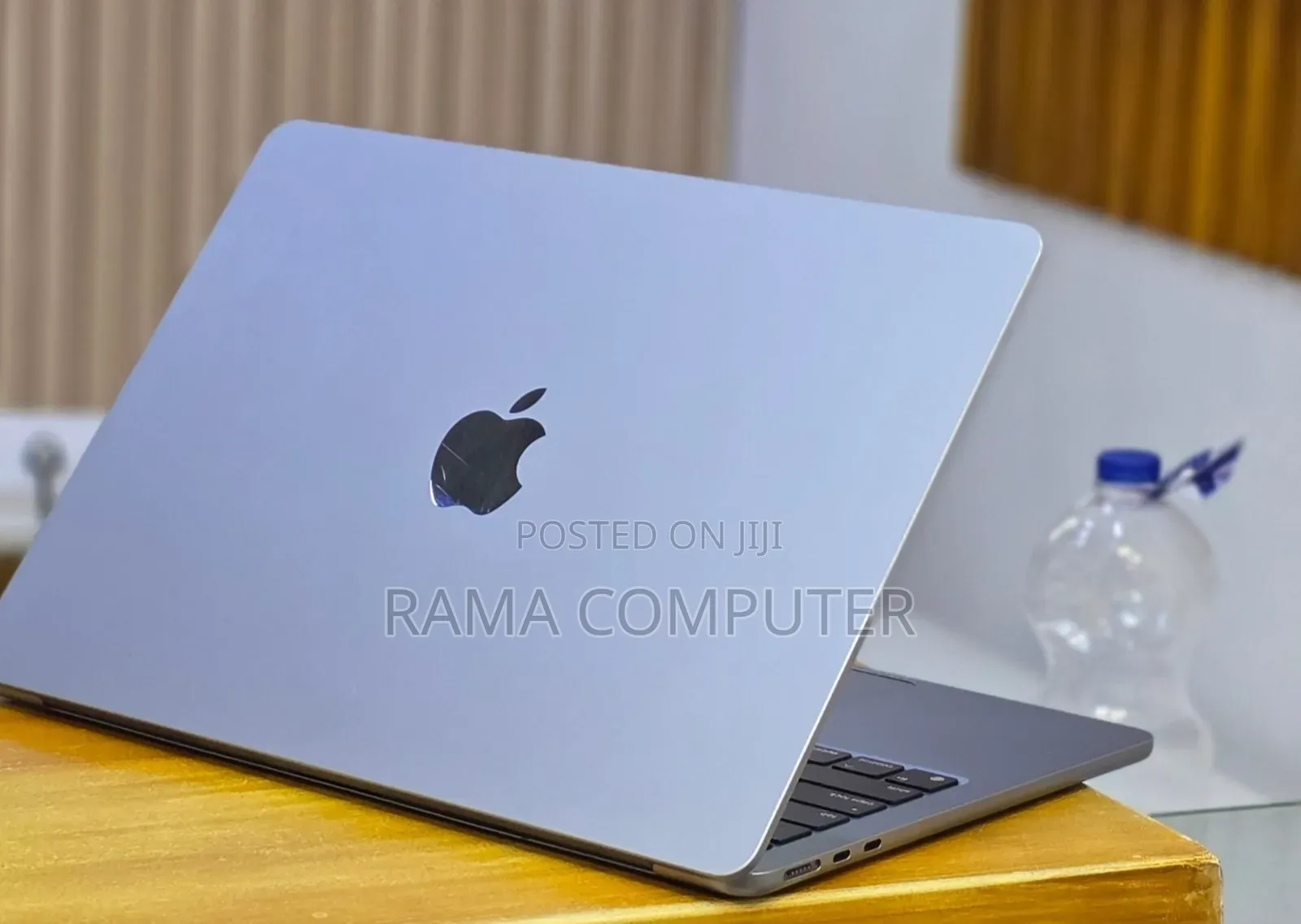 New Laptop Apple MacBook Air 2022 M2 8GB Intel Core M2 SSD 256GB