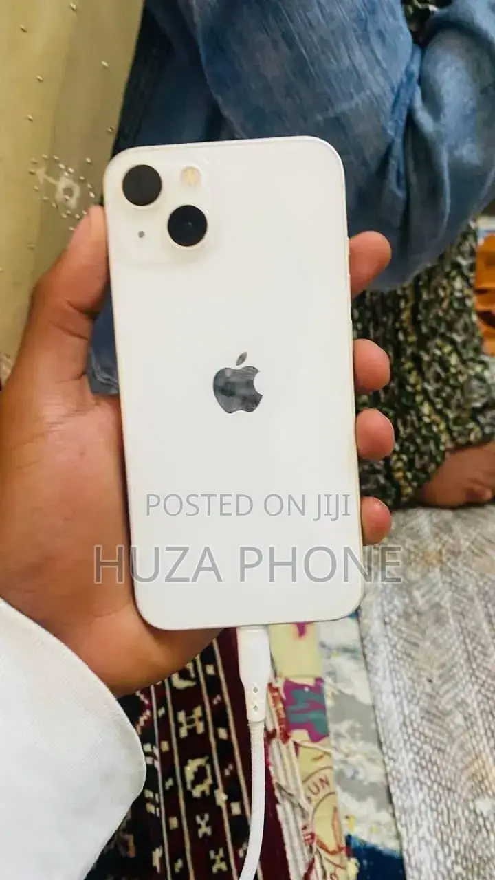 Apple iPhone 13 128 GB White