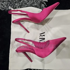 Zara Heel 38
