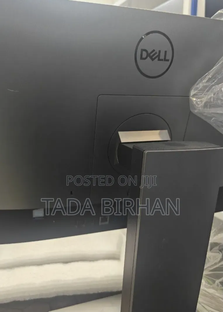 New HP 200 G4 22 All-in-One 8GB Intel Core i7 SSD 512GB