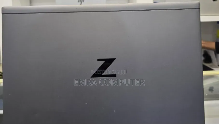 New Laptop HP 16GB Intel Core i5 SSD 512GB