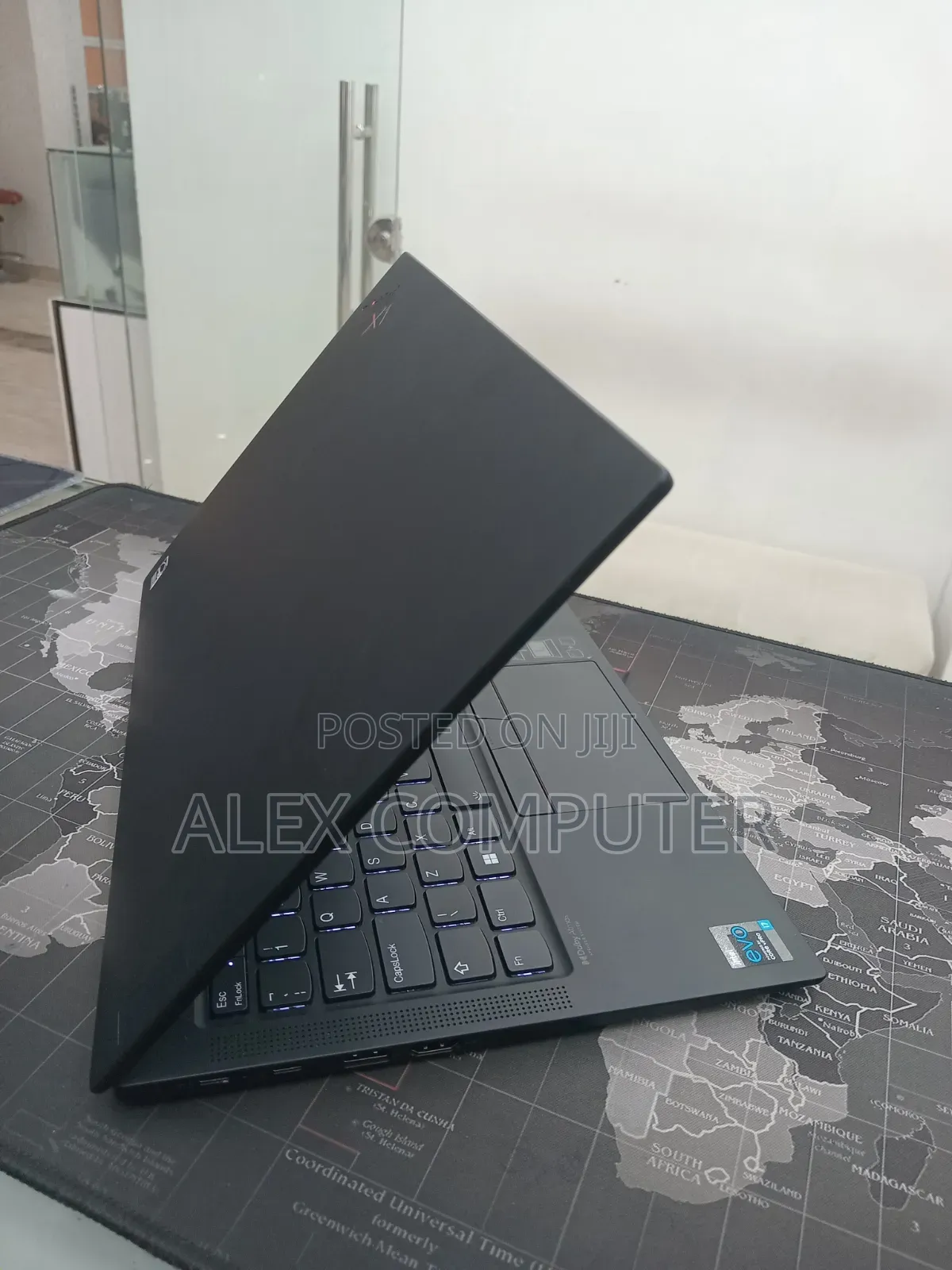 New Laptop Lenovo ThinkPad X1 Carbon 16GB Intel Core i7 SSD 512GB