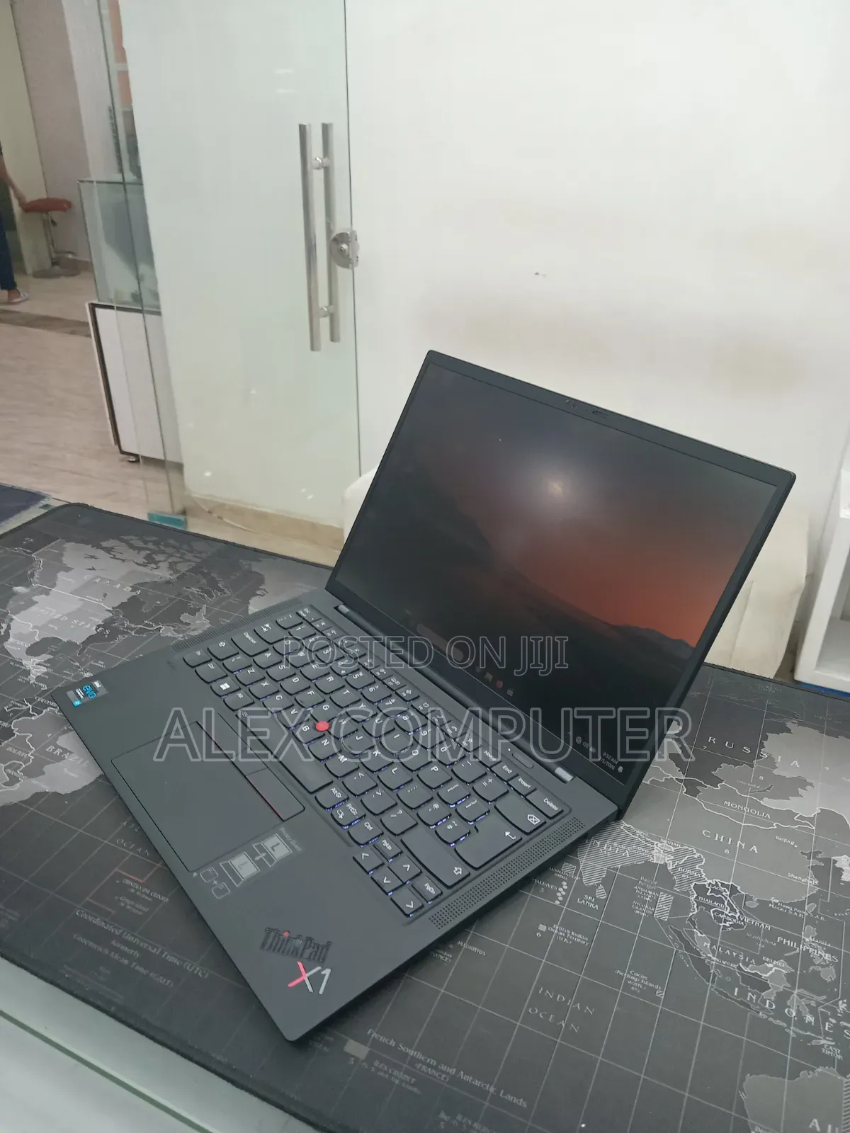 New Laptop Lenovo ThinkPad X1 Carbon 16GB Intel Core i7 SSD 512GB
