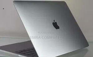 New Laptop Apple MacBook 2017 8GB Intel Core i5 SSD 128GB