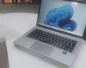 New Laptop HP EliteBook 840 G8 16GB Intel Core i5 SSD 512GB