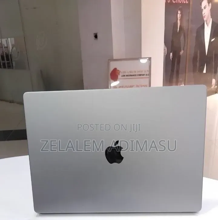 New Laptop Apple MacBook Pro 2021 M1 32GB Apple M1 SSD 1T