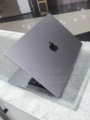 New Laptop Apple MacBook Pro 2021 M1 32GB Apple M1 Pro SSD 512GB