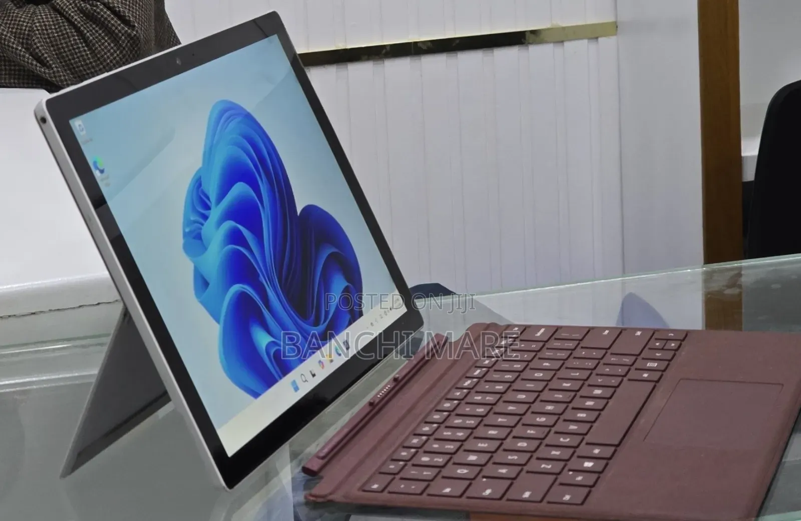 New Laptop Microsoft Surface Pro 6 8GB Intel Core i5 SSD 128GB