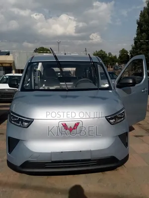 New Wuling Hongguang S 2024 Silver