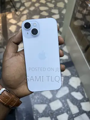 Apple iPhone 15 128 GB Green