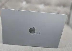 New Laptop Apple MacBook Air 2024 M3 8GB Apple M3 SSD 512GB