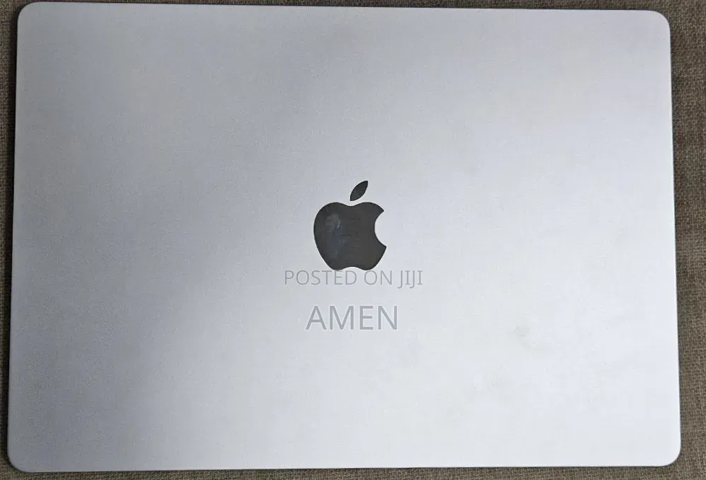 New Laptop Apple MacBook Air 2024 M3 8GB Apple M3 SSD 512GB