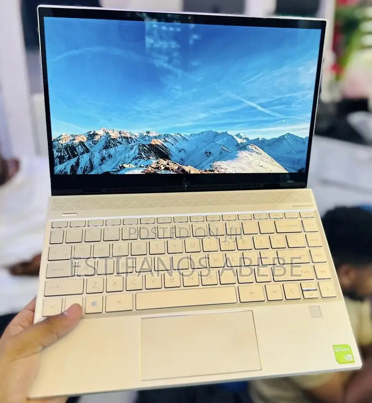 New Laptop HP Pavilion 14 8GB Intel Core i7 SSD 256GB
