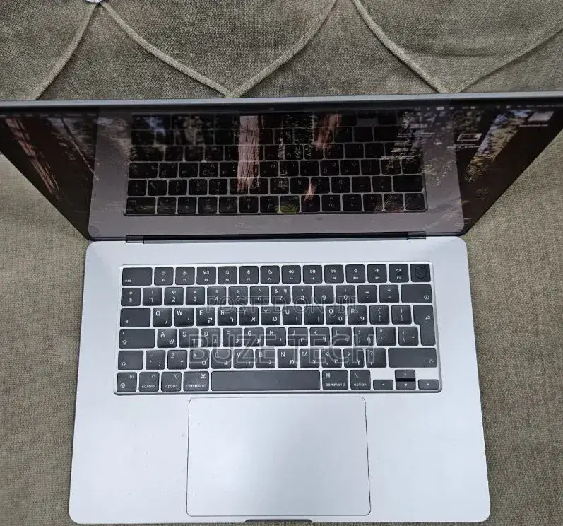 New Laptop Apple MacBook Air 2024 M3 8GB Apple M3 SSD 512GB